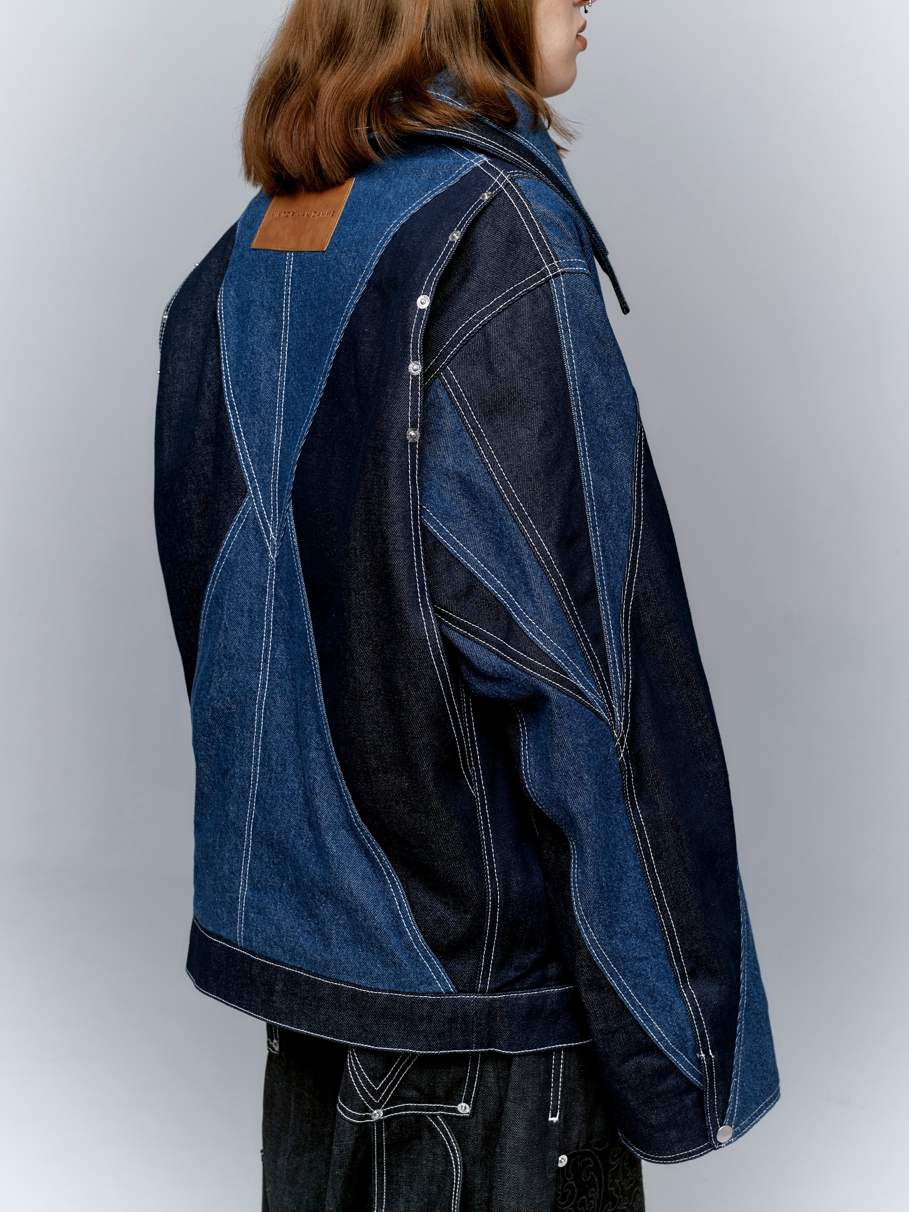 TWO-TONED V JACKET — The Aligned